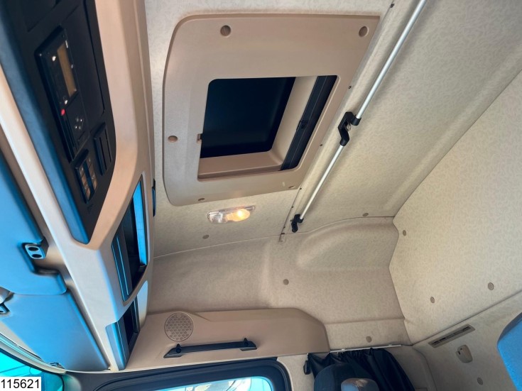 Mercedes Actros 1843
