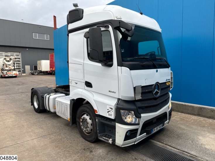 Mercedes Actros 1845