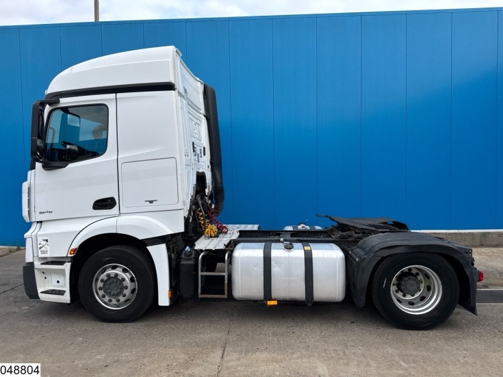 Mercedes Actros 1845