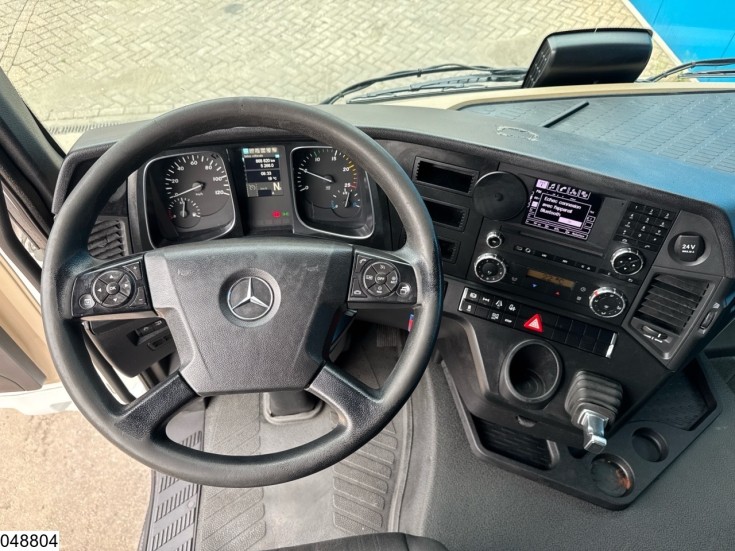 Mercedes Actros 1845