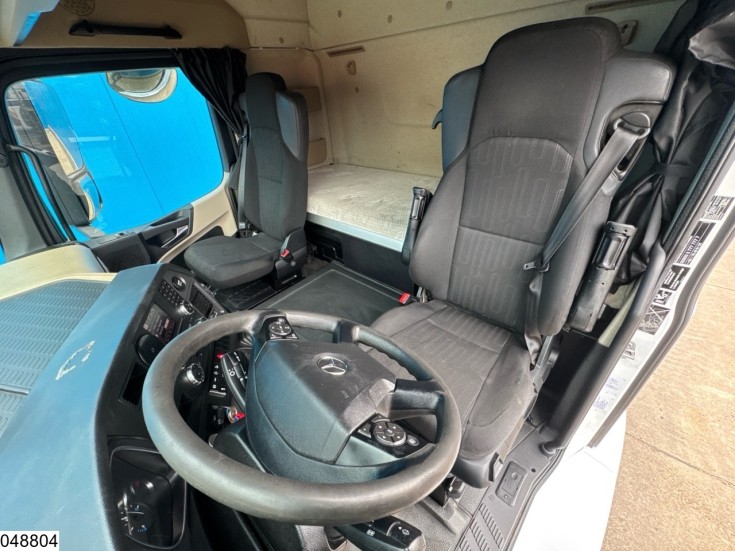 Mercedes Actros 1845