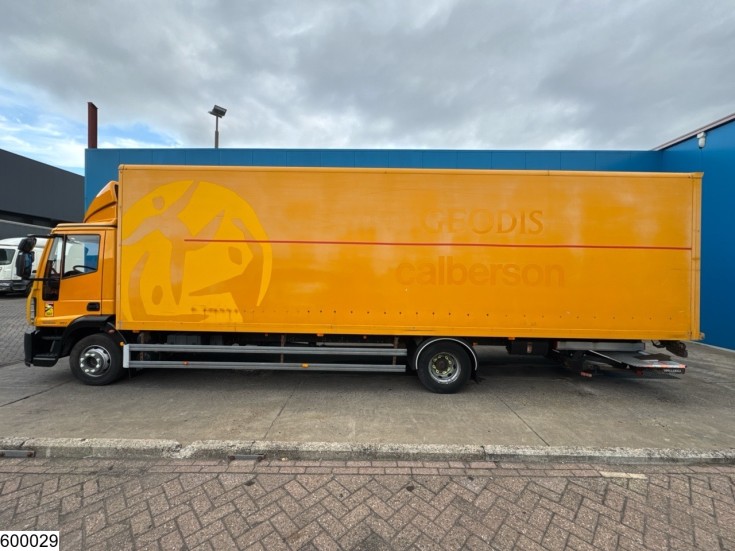 Iveco 120E22