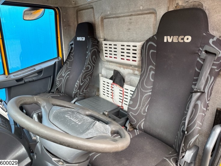 Iveco 120E22