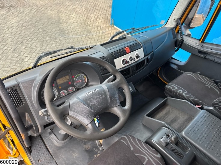 Iveco 120E22