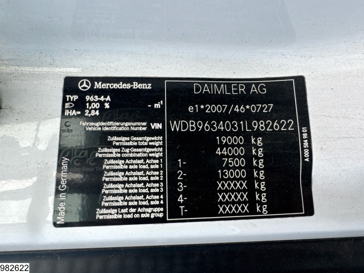 Mercedes Actros 1843