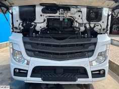 Mercedes Actros 1845
