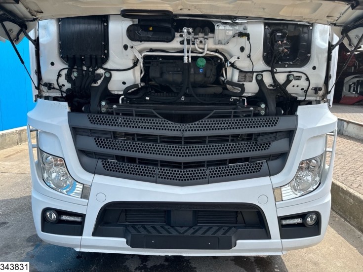 Mercedes Actros 1845