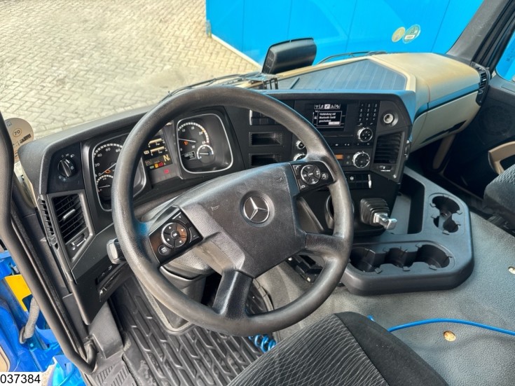 Mercedes Actros 2443