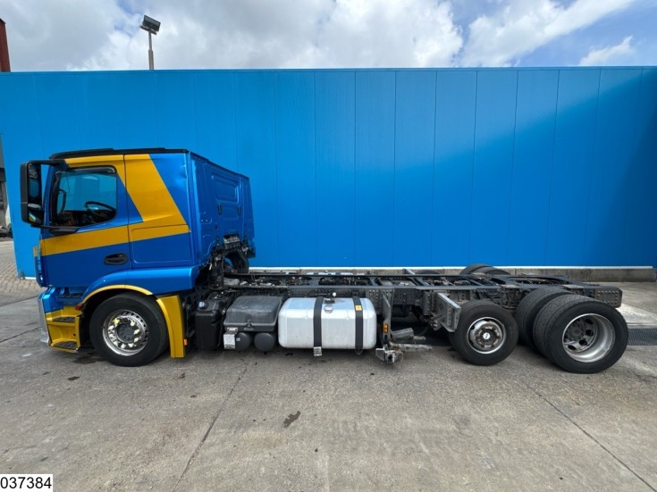 Mercedes Actros 2443