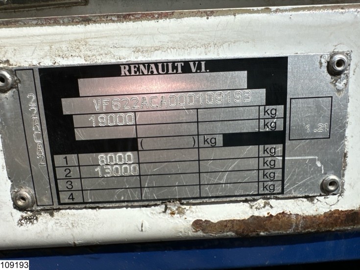 Renault Premium 270