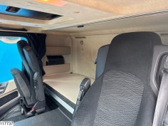 Mercedes Actros 1843