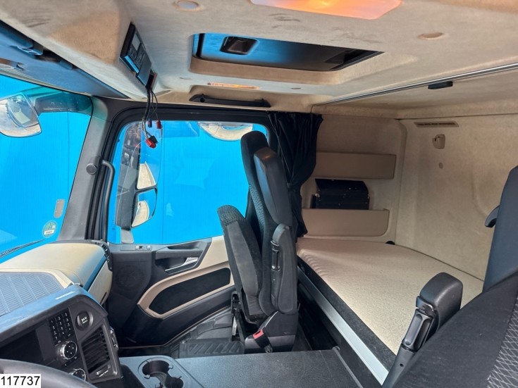 Mercedes Actros 1843