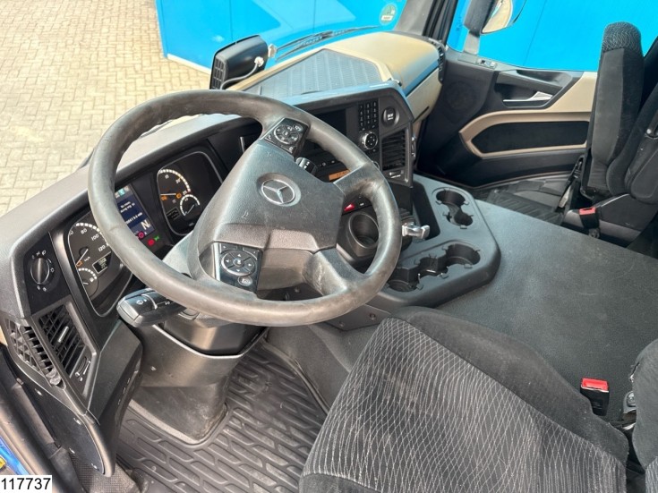Mercedes Actros 1843