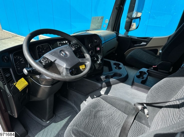 Mercedes Actros 1843