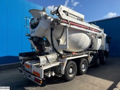 Mercedes Actros 3236