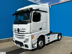 Mercedes Actros 1845