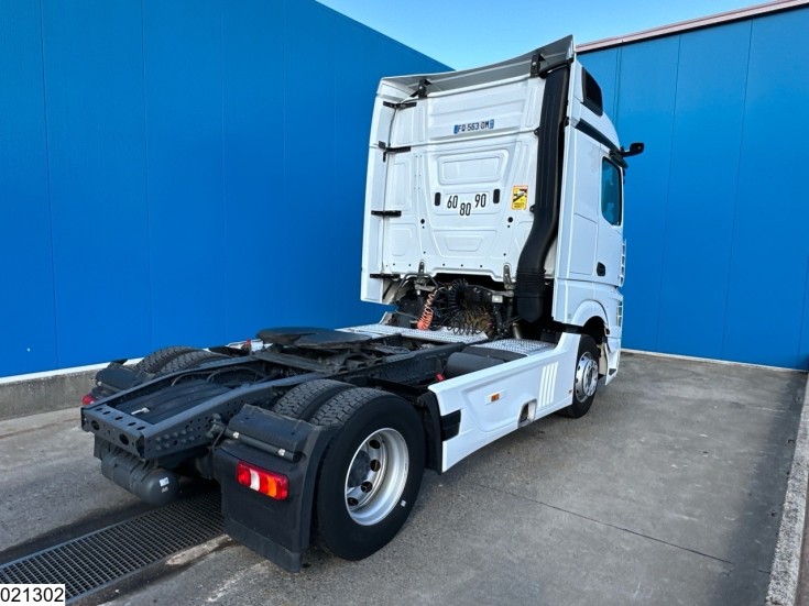 Mercedes Actros 1845