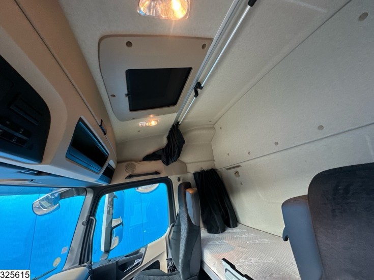 Mercedes Actros 1845