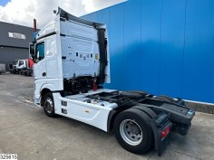 Mercedes Actros 1845