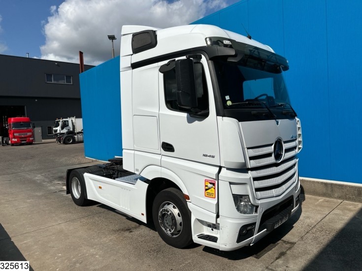 Mercedes Actros 1845