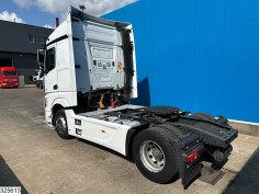 Mercedes Actros 1845