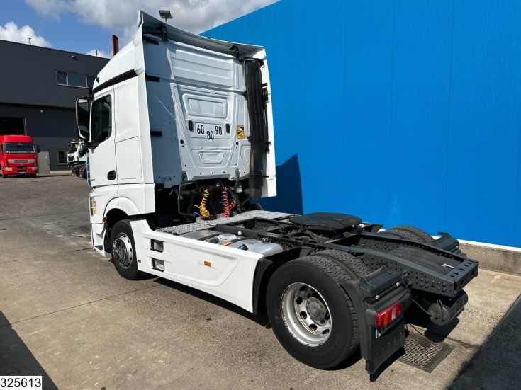 Mercedes Actros 1845