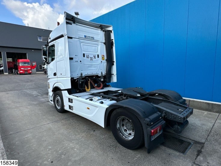 Mercedes Actros 1845