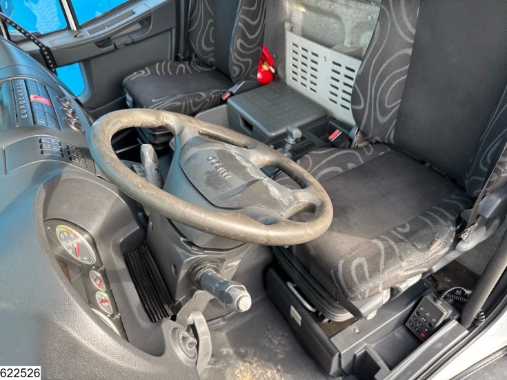 Iveco 180E28