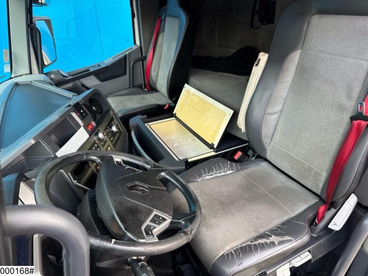 Renault T 440