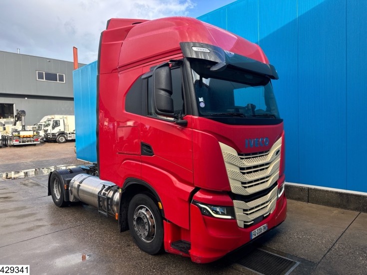 Iveco S way 460