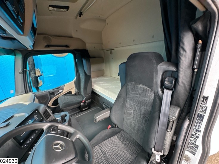 Mercedes Actros 1845