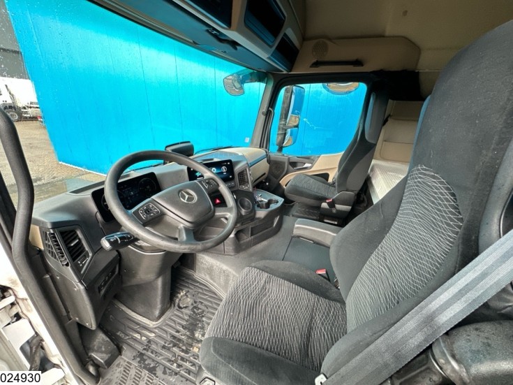Mercedes Actros 1845