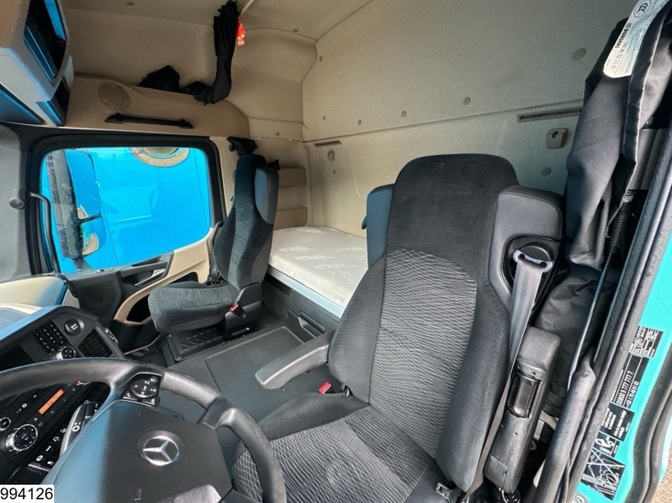 Mercedes Actros 1848