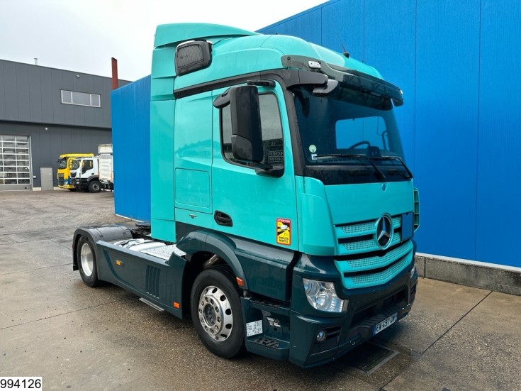 Mercedes Actros 1848