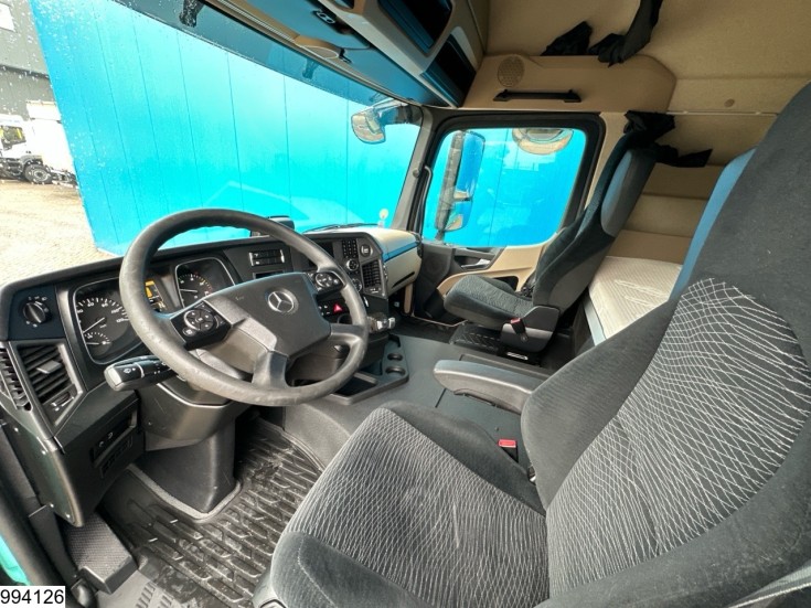 Mercedes Actros 1848