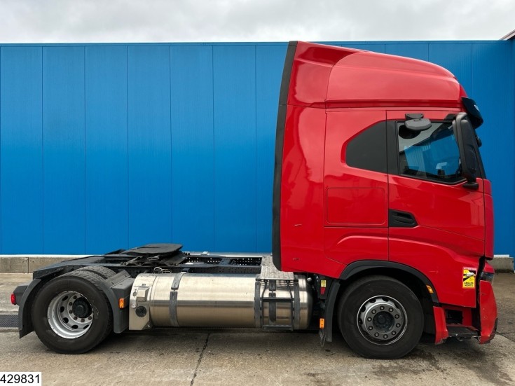 Iveco S way 460