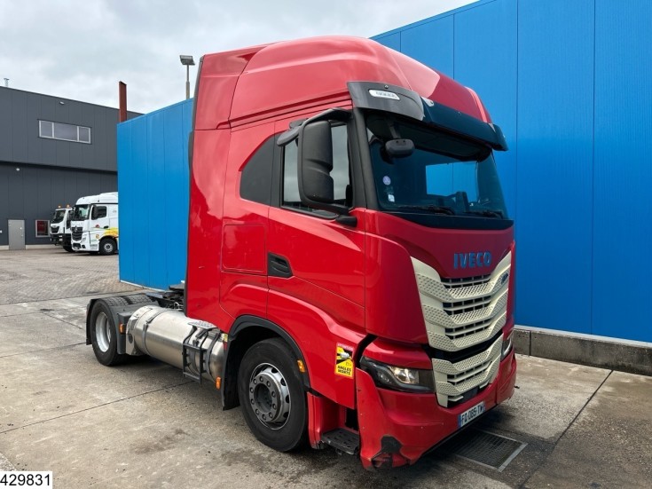 Iveco S way 460