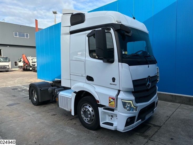 Mercedes Actros 1845