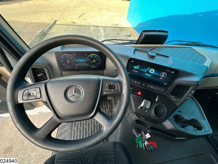 Mercedes Actros 1845