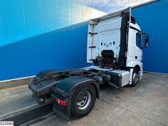 Mercedes Actros 1845