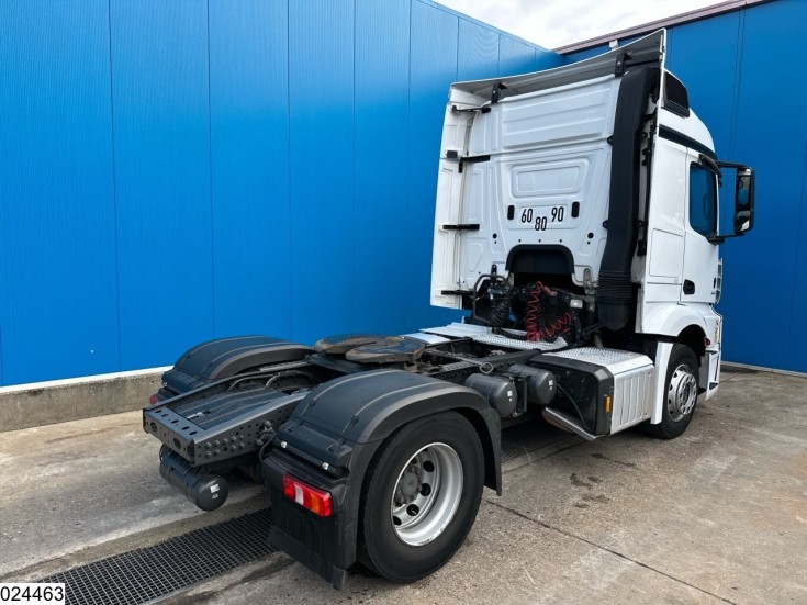 Mercedes Actros 1845