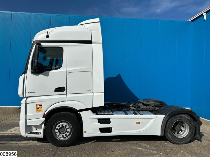 Mercedes Actros 1845