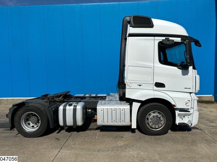 Mercedes Actros 1845