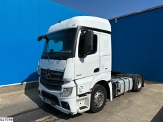Mercedes Actros 1845