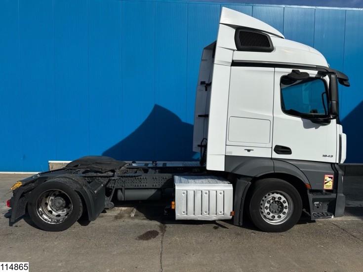 Mercedes Actros 1843