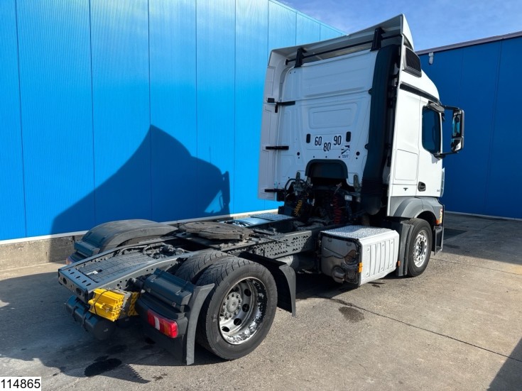 Mercedes Actros 1843