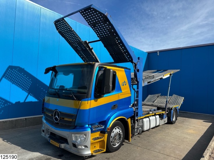 Mercedes Actros 2043