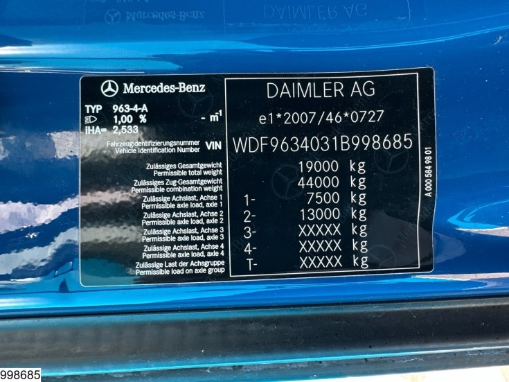 Mercedes Actros 1845