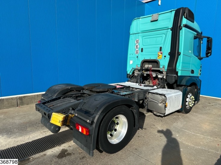 Mercedes Actros 1848
