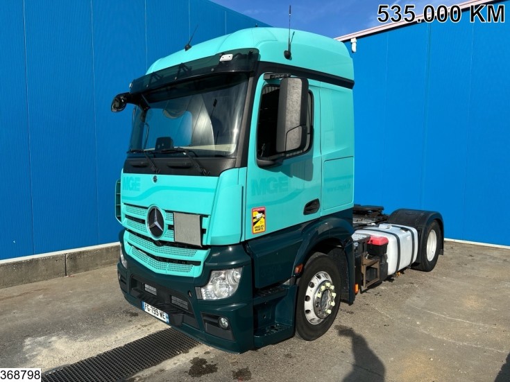 Mercedes Actros 1848